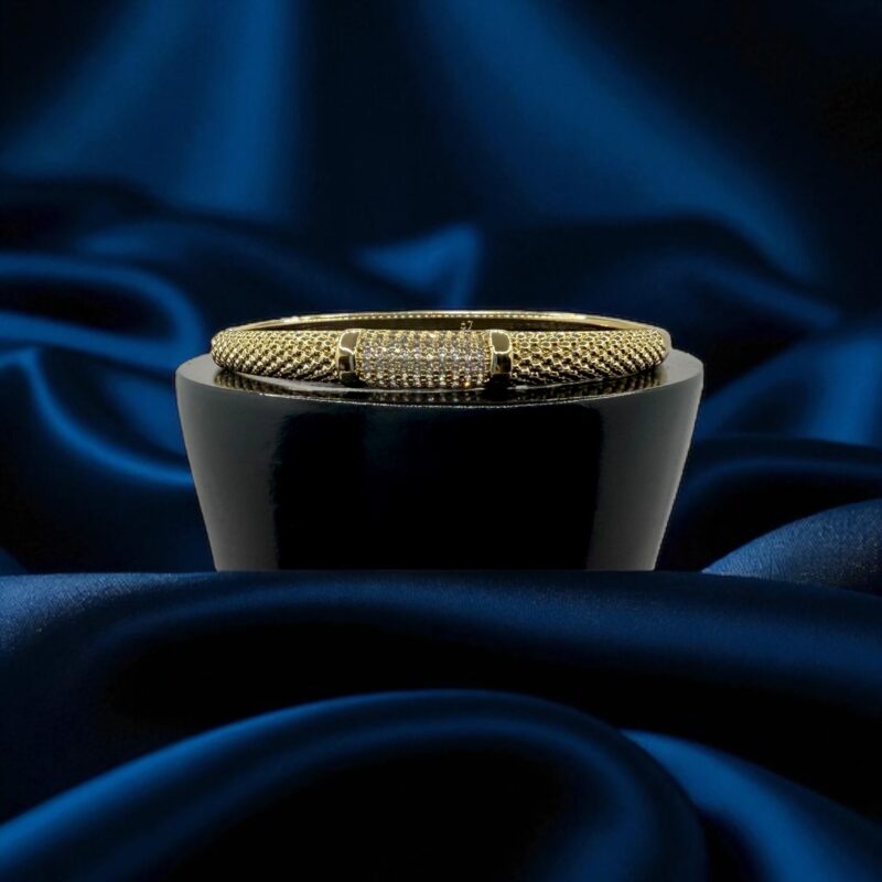 Golden Mesh - Image 3