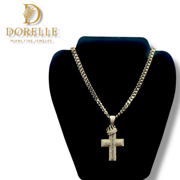Chain & Pendant